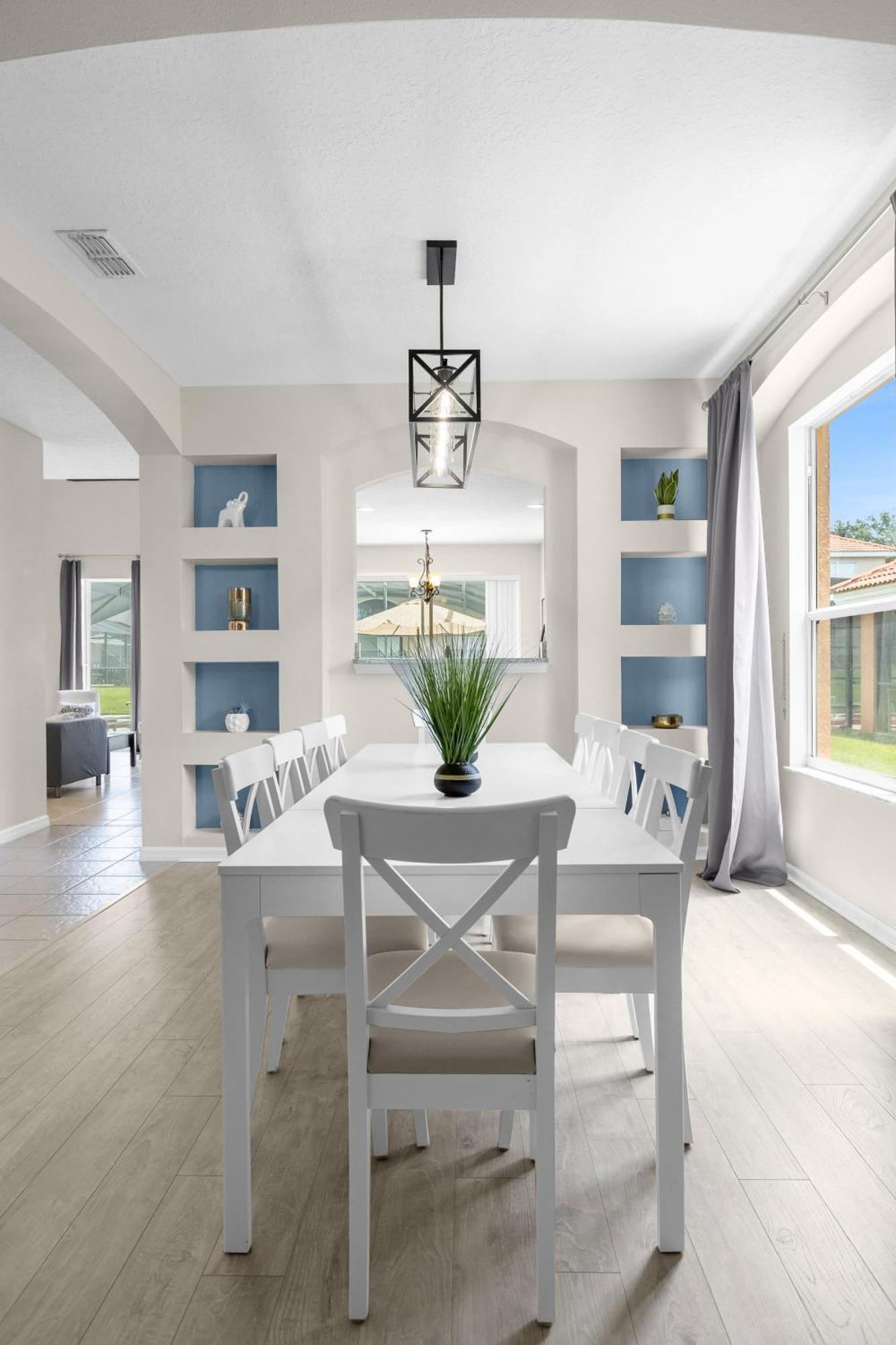 Large Spacious Home W Private Pool & Hot Tub Davenport Eksteriør bilde