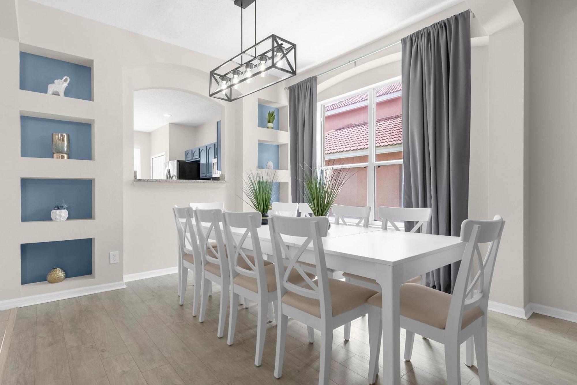 Large Spacious Home W Private Pool & Hot Tub Davenport Eksteriør bilde